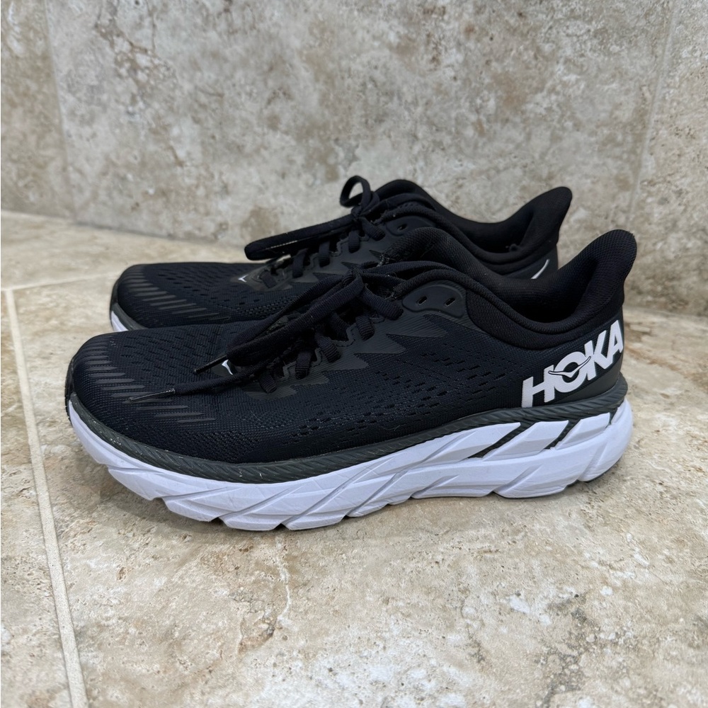 Hoka One Clifton 7 Black Running Shoes